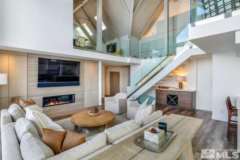 88 Skyland, Zephyr Cove, Nevada 89448, 3 Bedrooms Bedrooms, ,5 BathroomsBathrooms,Residential,Residential,Skyland,250002105