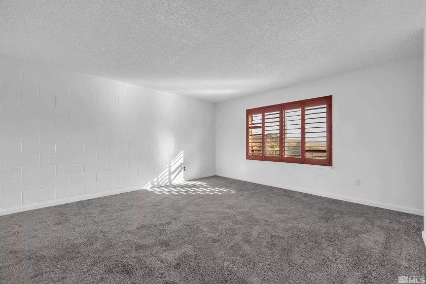 140 Griswold, Reno, Nevada 89503, 2 Bedrooms Bedrooms, ,2 BathroomsBathrooms,Residential,Residential,Griswold,250002194