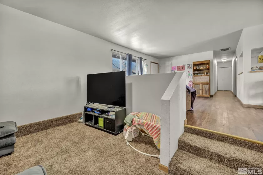 521 Whitaker, Fallon, Nevada 89406, 3 Bedrooms Bedrooms, ,2 BathroomsBathrooms,Residential,Residential,Whitaker,250001818