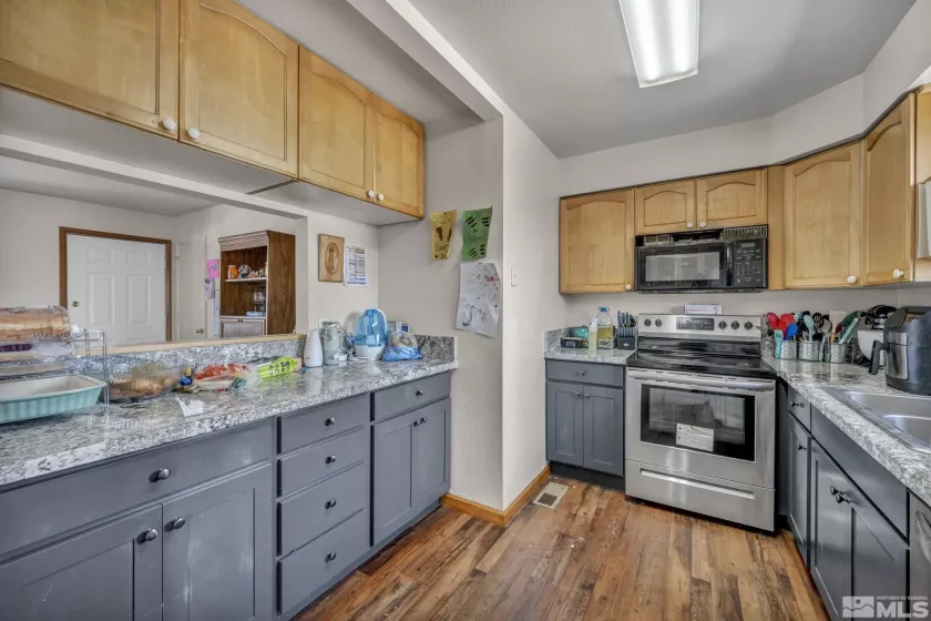 521 Whitaker, Fallon, Nevada 89406, 3 Bedrooms Bedrooms, ,2 BathroomsBathrooms,Residential,Residential,Whitaker,250001818