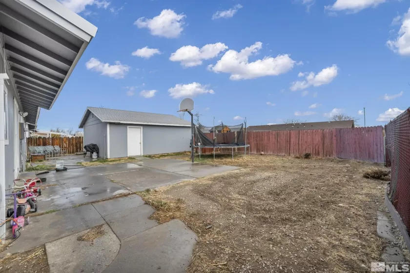 521 Whitaker, Fallon, Nevada 89406, 3 Bedrooms Bedrooms, ,2 BathroomsBathrooms,Residential,Residential,Whitaker,250001818