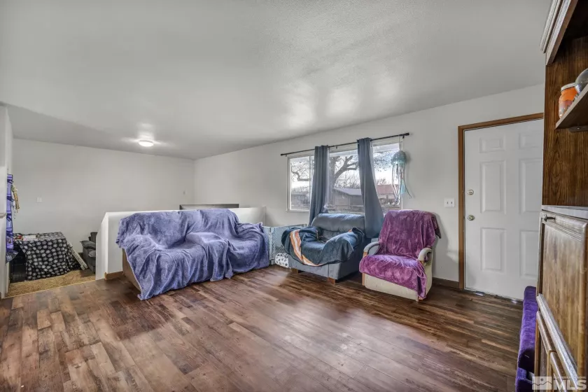 521 Whitaker, Fallon, Nevada 89406, 3 Bedrooms Bedrooms, ,2 BathroomsBathrooms,Residential,Residential,Whitaker,250001818