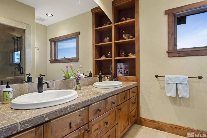 259 Five Creek, Gardnerville, Nevada 89460, 4 Bedrooms Bedrooms, ,5 BathroomsBathrooms,Residential,Residential,Five Creek,250001690