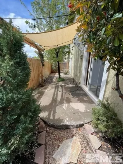 3885 Warren, Reno, Nevada 89509, 2 Bedrooms Bedrooms, ,3 BathroomsBathrooms,Residential,Residential,Warren,250001803