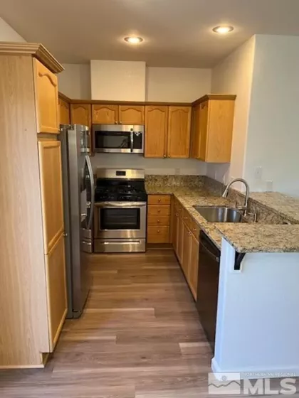 3885 Warren, Reno, Nevada 89509, 2 Bedrooms Bedrooms, ,3 BathroomsBathrooms,Residential,Residential,Warren,250001803
