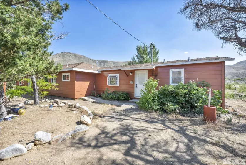 547 River, Coleville, California 96107, 2 Bedrooms Bedrooms, ,3 BathroomsBathrooms,Residential,Residential,River,250001812