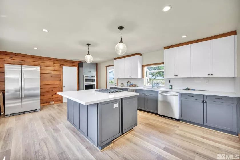 547 River, Coleville, California 96107, 2 Bedrooms Bedrooms, ,3 BathroomsBathrooms,Residential,Residential,River,250001812