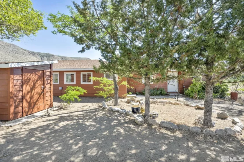 547 River, Coleville, California 96107, 2 Bedrooms Bedrooms, ,3 BathroomsBathrooms,Residential,Residential,River,250001812