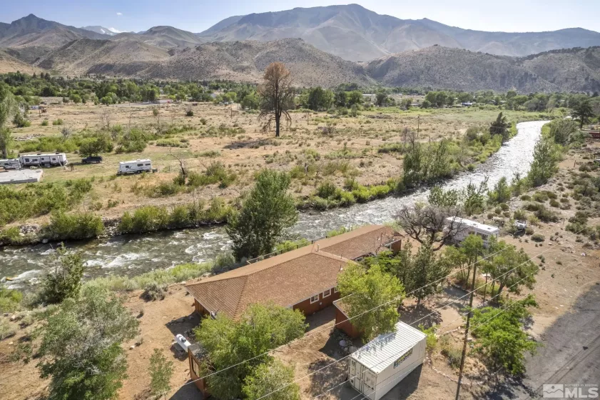 547 River, Coleville, California 96107, 2 Bedrooms Bedrooms, ,3 BathroomsBathrooms,Residential,Residential,River,250001812