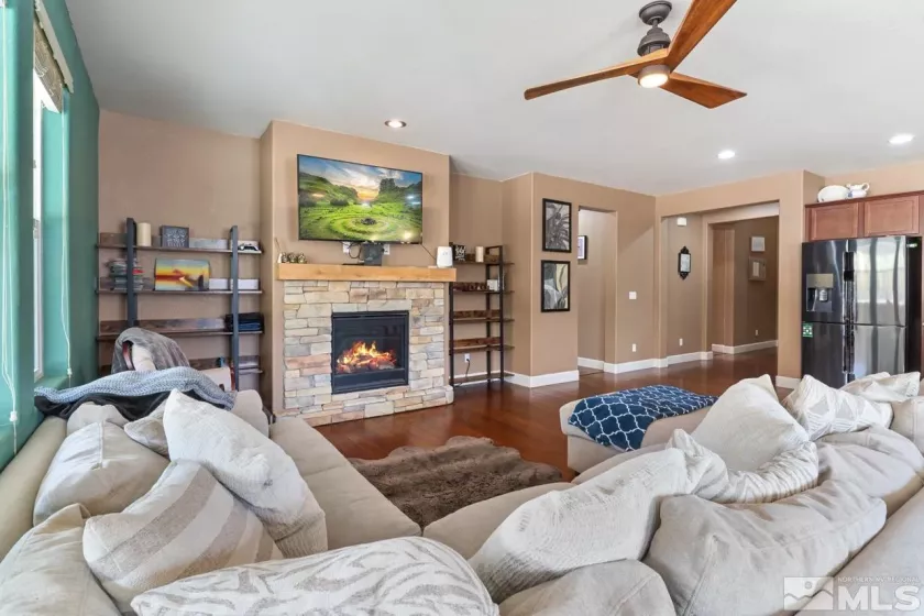 142 Denio, Dayton, Nevada 89403, 4 Bedrooms Bedrooms, ,2 BathroomsBathrooms,Residential,Residential,Denio,250001612