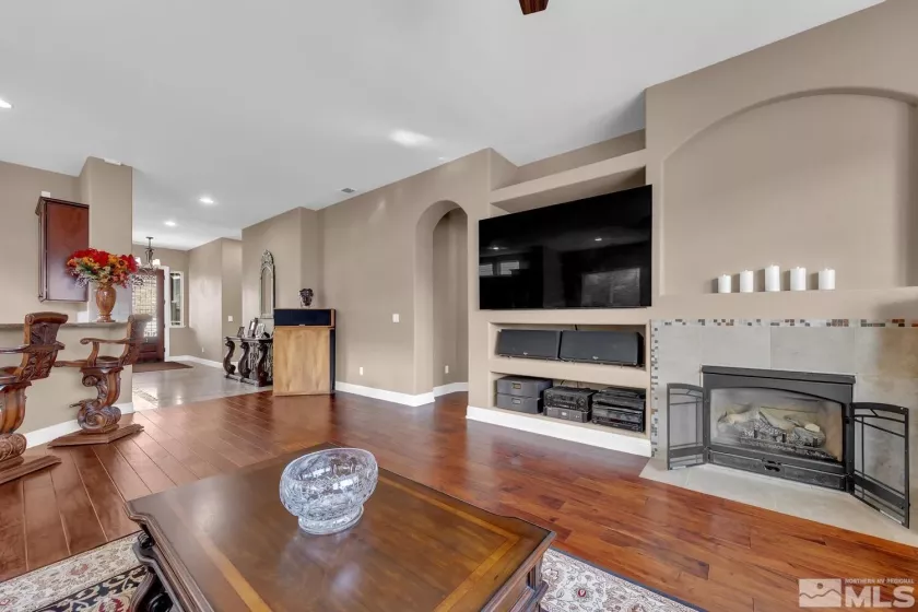 314 San Roma, Dayton, Nevada 89403, 3 Bedrooms Bedrooms, ,2 BathroomsBathrooms,Residential,Residential,San Roma,250001486