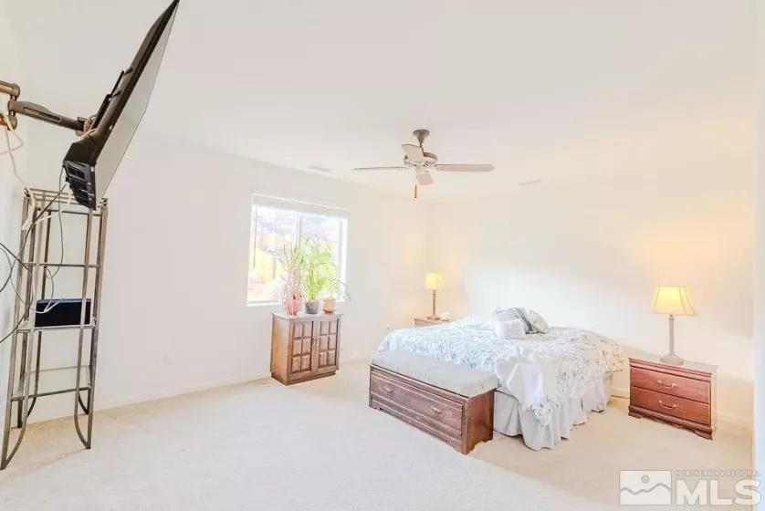 8235 Opal, Reno, Nevada 89506, 3 Bedrooms Bedrooms, ,2 BathroomsBathrooms,Residential,Residential,Opal,250001460