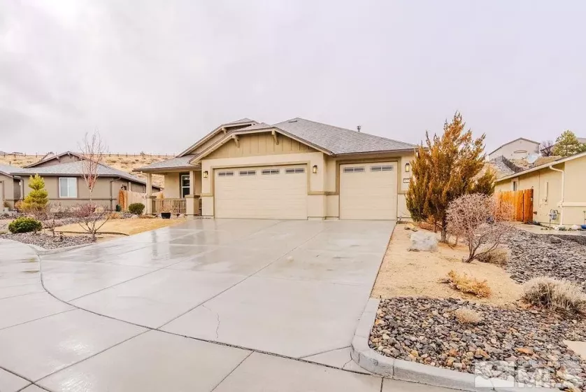 8235 Opal, Reno, Nevada 89506, 3 Bedrooms Bedrooms, ,2 BathroomsBathrooms,Residential,Residential,Opal,250001460