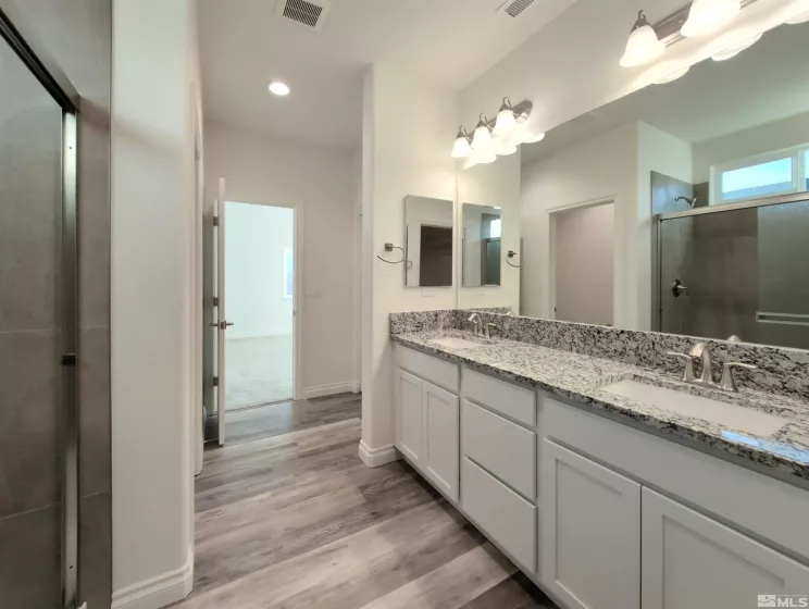 4015 Cold Springs, Reno, Nevada 89508, 4 Bedrooms Bedrooms, ,3 BathroomsBathrooms,Residential,Residential,Cold Springs,250001396