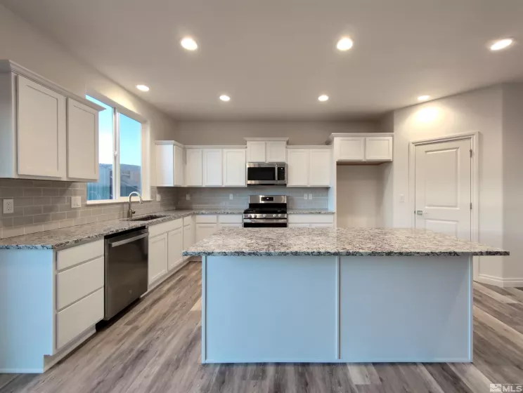 4015 Cold Springs, Reno, Nevada 89508, 4 Bedrooms Bedrooms, ,3 BathroomsBathrooms,Residential,Residential,Cold Springs,250001396