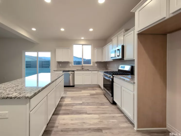 4015 Cold Springs, Reno, Nevada 89508, 4 Bedrooms Bedrooms, ,3 BathroomsBathrooms,Residential,Residential,Cold Springs,250001396