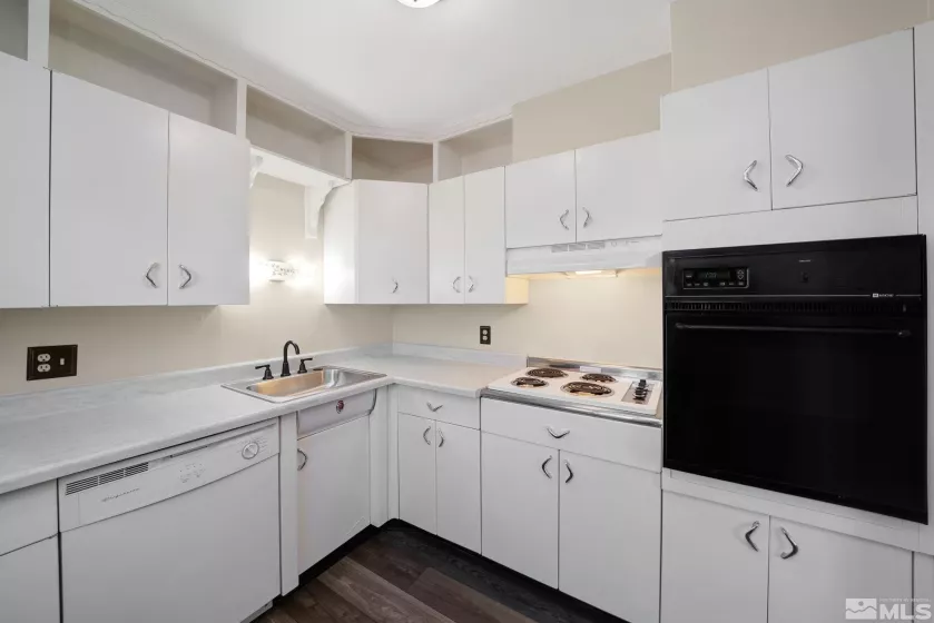 1940 4th, Sparks, Nevada 89431, 2 Bedrooms Bedrooms, ,1 BathroomBathrooms,Residential,Residential,4th,250001205