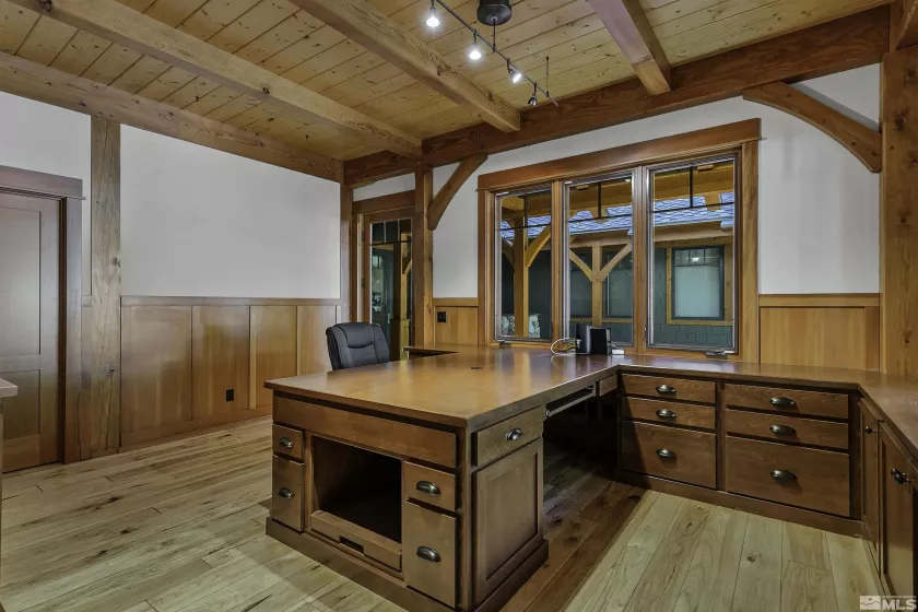 123 Five Creek, Gardnerville, Nevada 89460, 5 Bedrooms Bedrooms, ,7 BathroomsBathrooms,Residential,Residential,Five Creek,250001342
