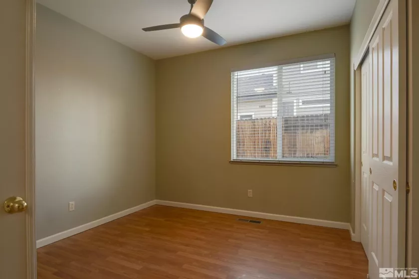 1685 Southview, Sparks, Nevada 89436, 5 Bedrooms Bedrooms, ,3 BathroomsBathrooms,Residential,Residential,Southview,250001290