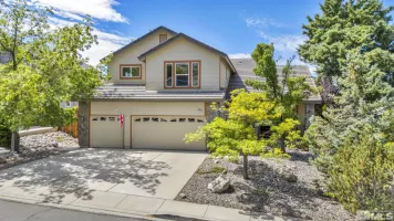 1685 Southview, Sparks, Nevada 89436, 5 Bedrooms Bedrooms, ,3 BathroomsBathrooms,Residential,Residential,Southview,250001290