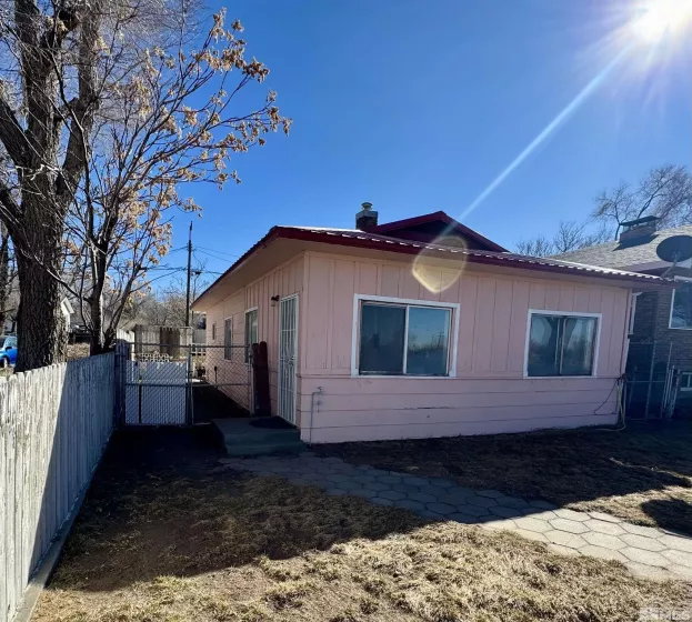 121 Haskell, Winnemucca, Nevada 89445, 2 Bedrooms Bedrooms, ,1 BathroomBathrooms,Residential,Residential,Haskell,250001089