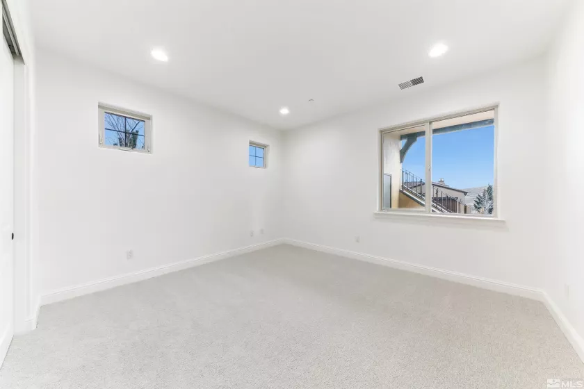 6250 Vista Montagna, Reno, Nevada 89519, 4 Bedrooms Bedrooms, ,4 BathroomsBathrooms,Residential,Residential,Vista Montagna,250001097
