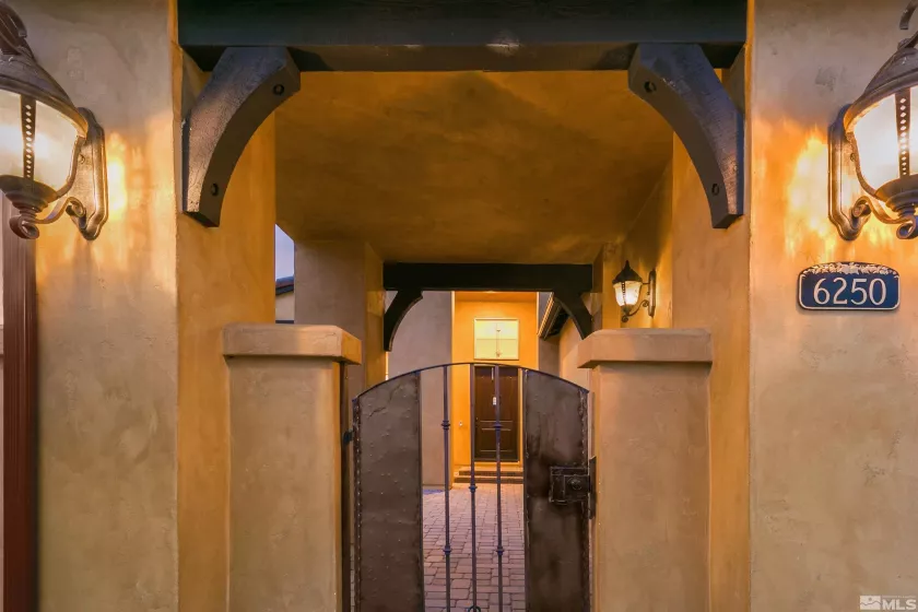 6250 Vista Montagna, Reno, Nevada 89519, 4 Bedrooms Bedrooms, ,4 BathroomsBathrooms,Residential,Residential,Vista Montagna,250001097