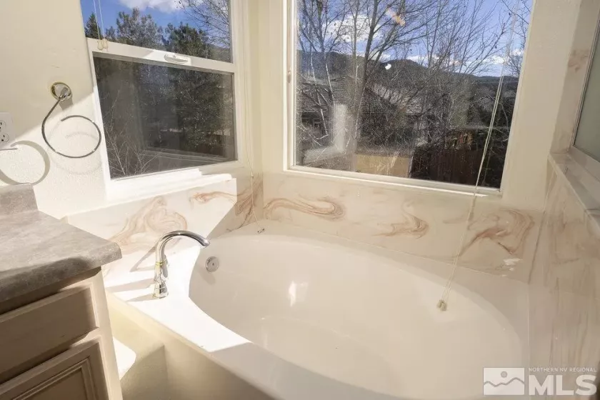 10850 Dancing Aspen, Reno, Nevada 89521, 4 Bedrooms Bedrooms, ,3 BathroomsBathrooms,Residential,Residential,Dancing Aspen,250000526