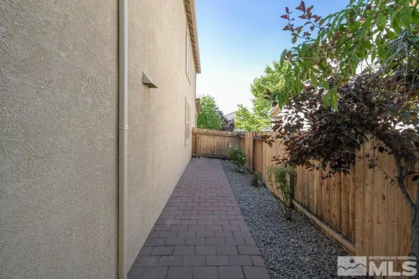 10850 Dancing Aspen, Reno, Nevada 89521, 4 Bedrooms Bedrooms, ,3 BathroomsBathrooms,Residential,Residential,Dancing Aspen,250000526