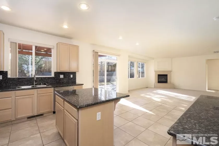 10850 Dancing Aspen, Reno, Nevada 89521, 4 Bedrooms Bedrooms, ,3 BathroomsBathrooms,Residential,Residential,Dancing Aspen,250000526