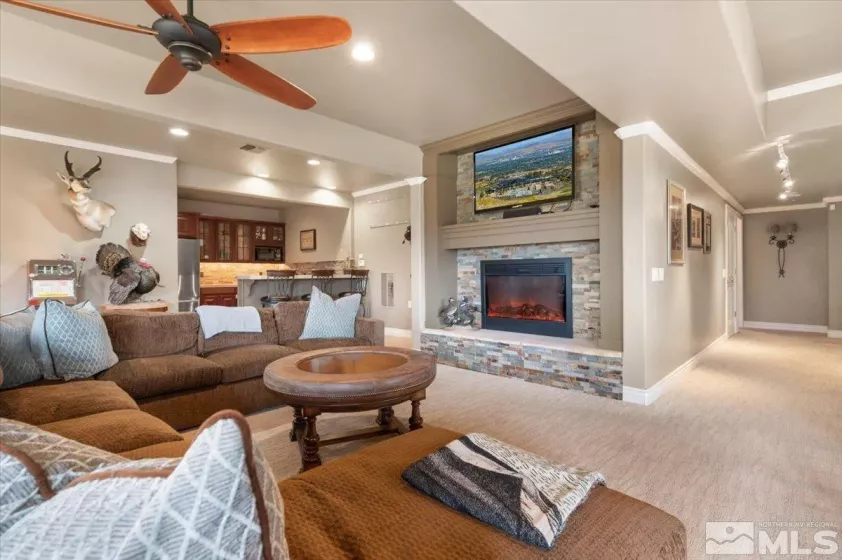 3035 Palmer Pointe, Reno, Nevada 89511, 5 Bedrooms Bedrooms, ,5 BathroomsBathrooms,Residential,Residential,Palmer Pointe,250000337