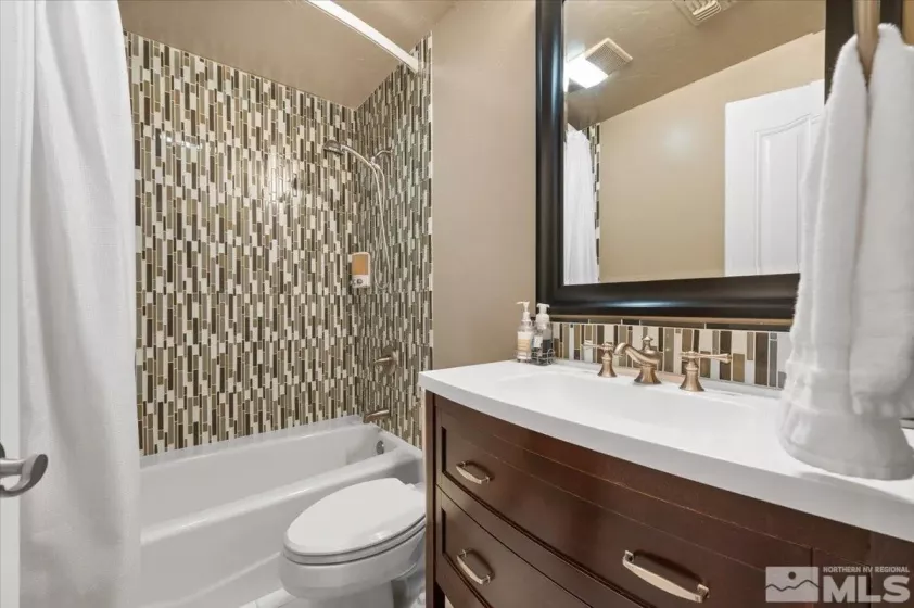 3035 Palmer Pointe, Reno, Nevada 89511, 5 Bedrooms Bedrooms, ,5 BathroomsBathrooms,Residential,Residential,Palmer Pointe,250000337