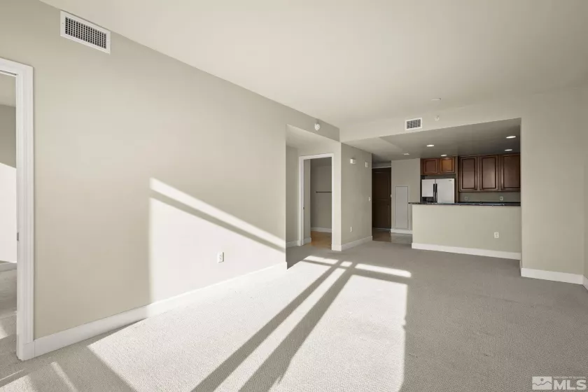 50 Sierra, Reno, Nevada 89501, 1 Bedroom Bedrooms, ,1 BathroomBathrooms,Residential,Residential,Sierra,250000198