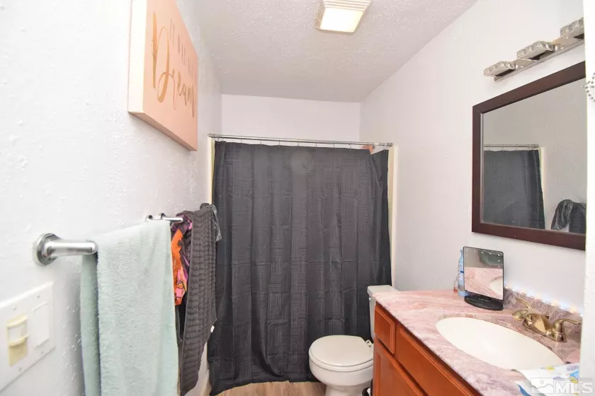 4608 Neil Rd Blg 15, Reno, Nevada 89502, 1 Bedroom Bedrooms, ,1 BathroomBathrooms,Residential,Residential,Neil Rd Blg 15,250000215