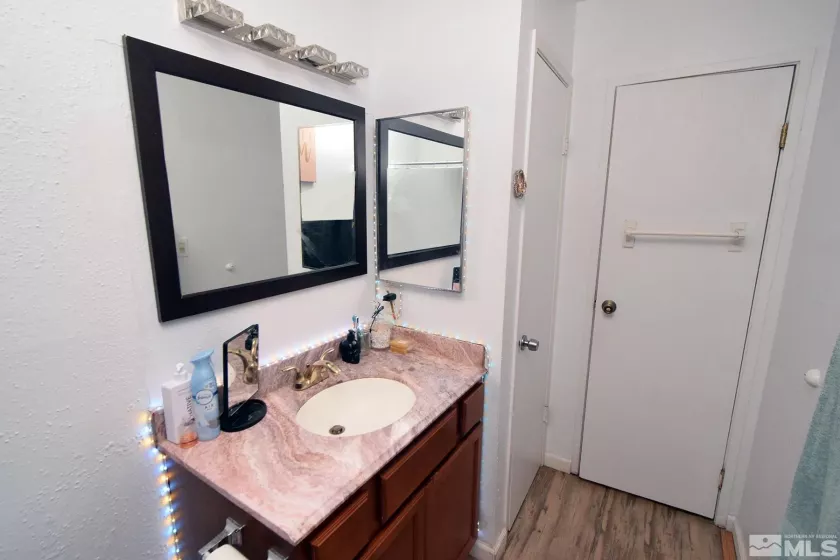 4608 Neil Rd Blg 15, Reno, Nevada 89502, 1 Bedroom Bedrooms, ,1 BathroomBathrooms,Residential,Residential,Neil Rd Blg 15,250000215