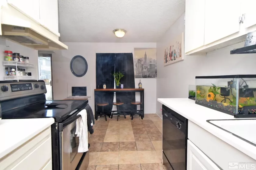 4608 Neil Rd Blg 15, Reno, Nevada 89502, 1 Bedroom Bedrooms, ,1 BathroomBathrooms,Residential,Residential,Neil Rd Blg 15,250000215
