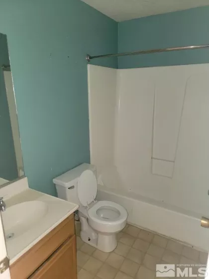 6769 Peppermint, Reno, Nevada 89506, 3 Bedrooms Bedrooms, ,2 BathroomsBathrooms,Residential,Residential,Peppermint,240015366