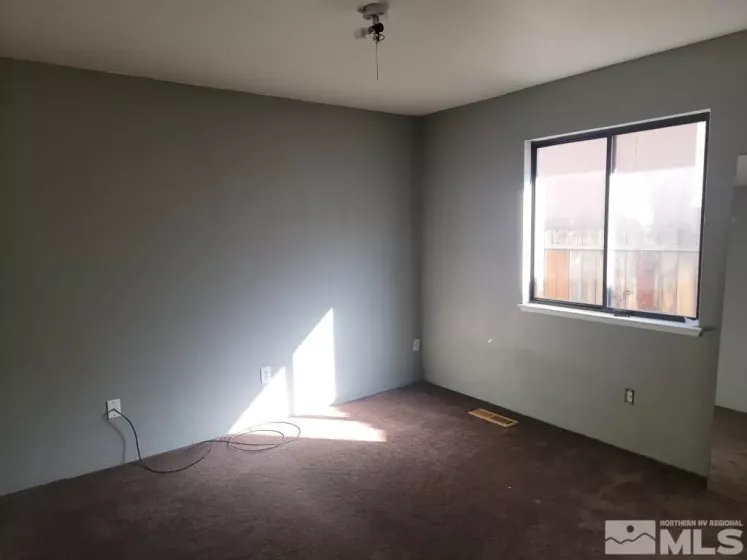 6769 Peppermint, Reno, Nevada 89506, 3 Bedrooms Bedrooms, ,2 BathroomsBathrooms,Residential,Residential,Peppermint,240015366