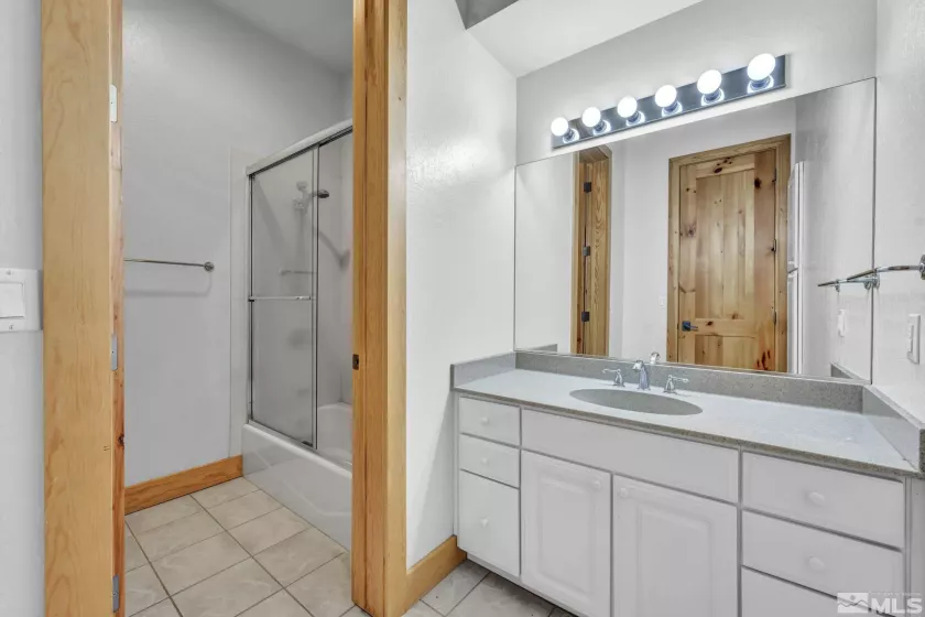 54 Bennington, Reno, Nevada 89511, 4 Bedrooms Bedrooms, ,4 BathroomsBathrooms,Residential,Residential,Bennington,240015507