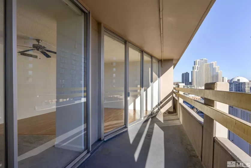 100 Arlington, Reno, Nevada 89501, ,1 BathroomBathrooms,Residential,Residential,Arlington,240015400