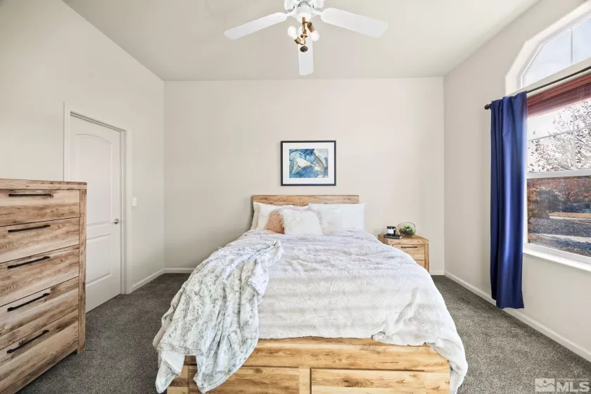 12040 Anthem, Sparks, Nevada 89441, 4 Bedrooms Bedrooms, ,3 BathroomsBathrooms,Residential,Residential,Anthem,240015297