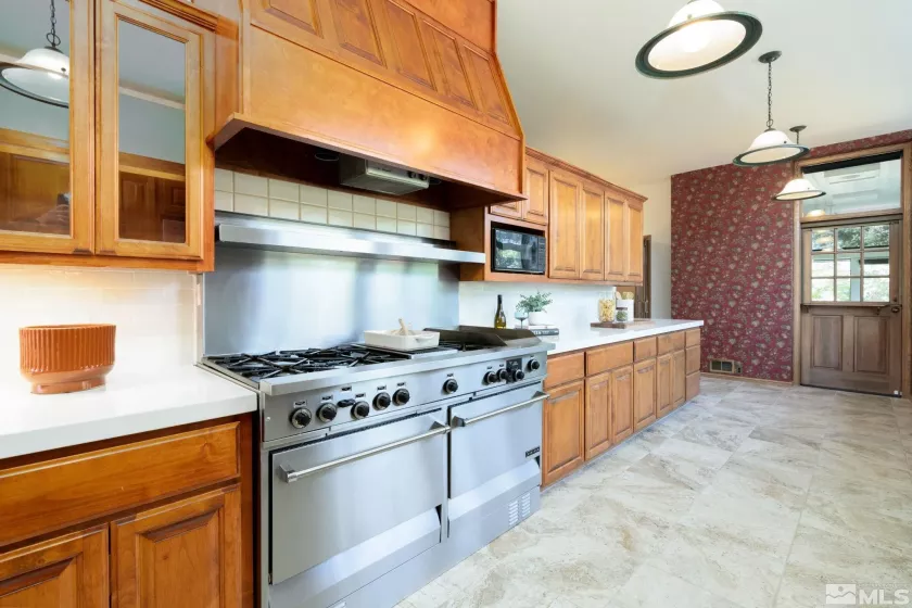 380 Genoa, Minden, Nevada 89423, 6 Bedrooms Bedrooms, ,6 BathroomsBathrooms,Residential,Residential,Genoa,240015082