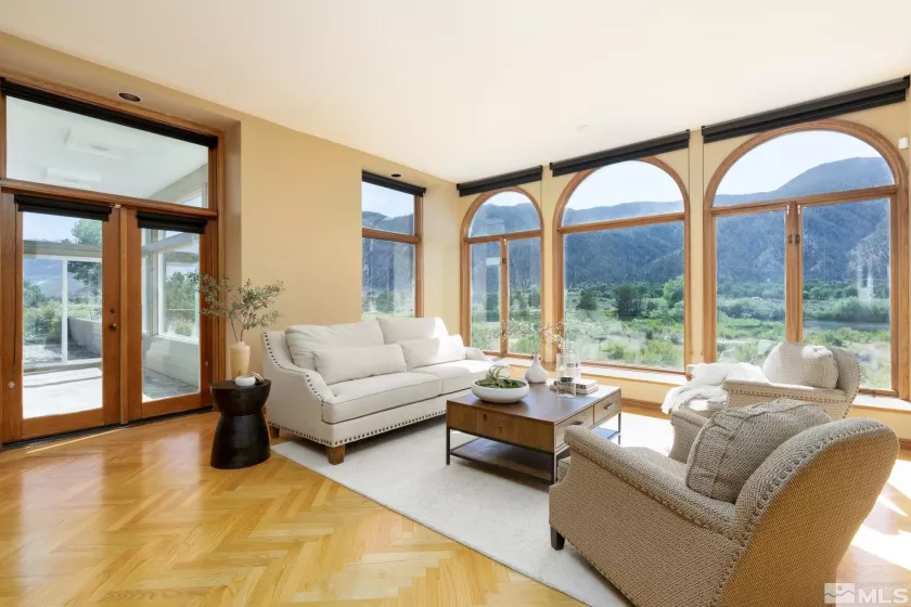 380 Genoa, Minden, Nevada 89423, 6 Bedrooms Bedrooms, ,6 BathroomsBathrooms,Residential,Residential,Genoa,240015082