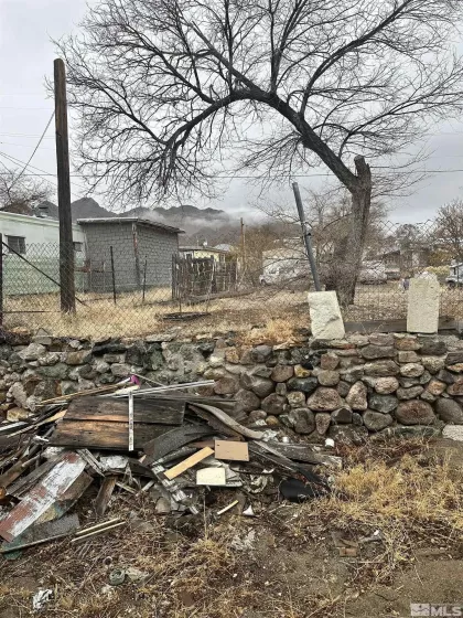 251 Prospect, Tonopah, Nevada 89049, 1 Bedroom Bedrooms, ,1 BathroomBathrooms,Residential,Residential,Prospect,240014904