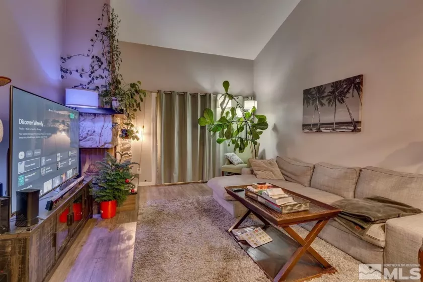 2555 Clear Acre, Reno, Nevada 89512, 1 Bedroom Bedrooms, ,1 BathroomBathrooms,Residential,Residential,Clear Acre,240014952
