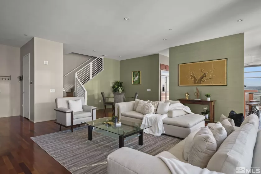 255 Sierra, Reno, Nevada 89501, 3 Bedrooms Bedrooms, ,4 BathroomsBathrooms,Residential,Residential,Sierra,240015042