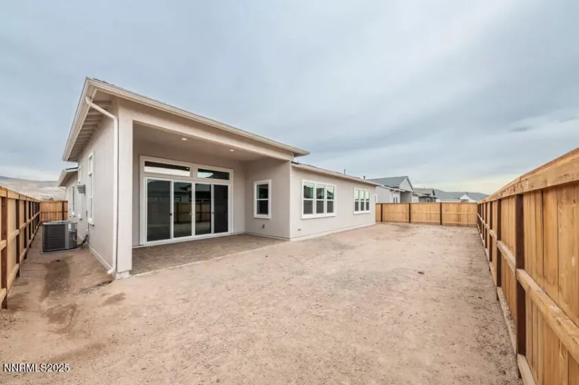 7511 Hoback, Sparks, Nevada 89436, 2 Bedrooms Bedrooms, ,3 BathroomsBathrooms,Residential,Residential,Hoback,240014819