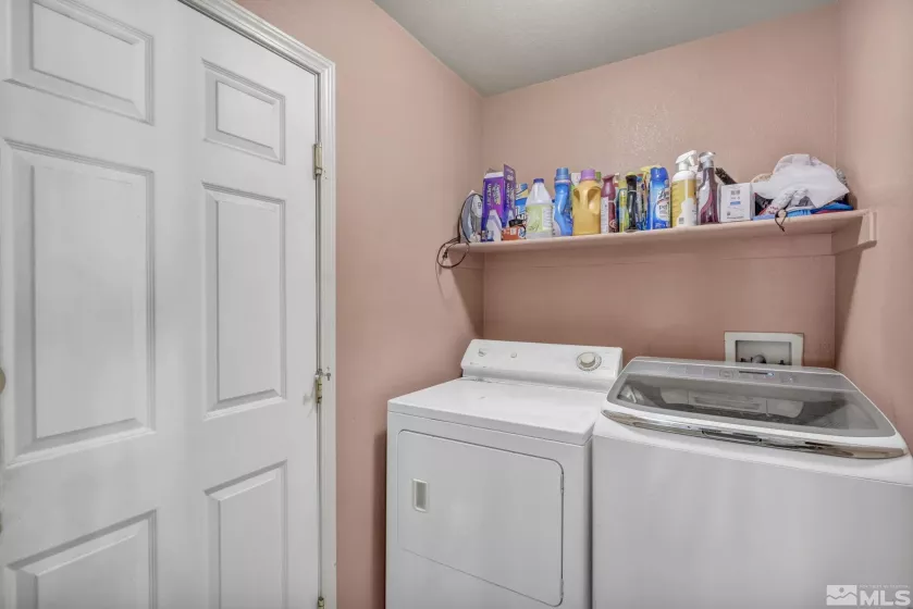 416 Paul, Yerington, Nevada 89447, 3 Bedrooms Bedrooms, ,2 BathroomsBathrooms,Residential,Residential,Paul,240014813