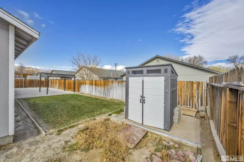 416 Paul, Yerington, Nevada 89447, 3 Bedrooms Bedrooms, ,2 BathroomsBathrooms,Residential,Residential,Paul,240014813