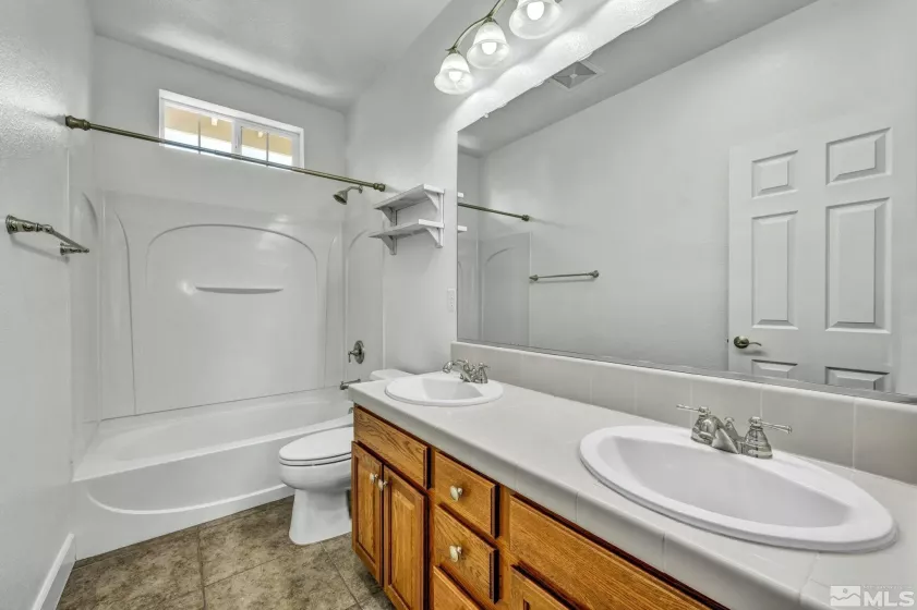 6480 Citori, Sparks, Nevada 89436, 4 Bedrooms Bedrooms, ,3 BathroomsBathrooms,Residential,Residential,Citori,240014733
